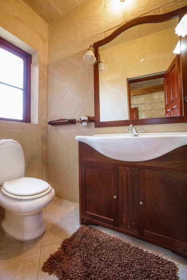 Il-Veduta Holiday Farmhouse With Sunny Private Pool In Island Of Gozo Għarb Buitenkant foto